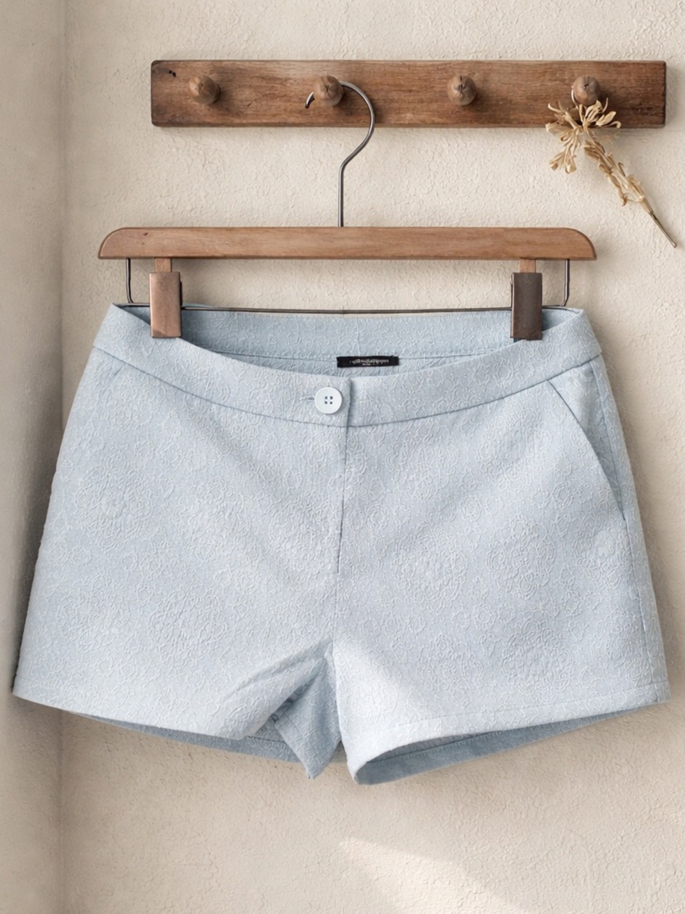 VERTY Pastel Light Blue Women’s Shorts new classy elegant - Picture 3 of 7